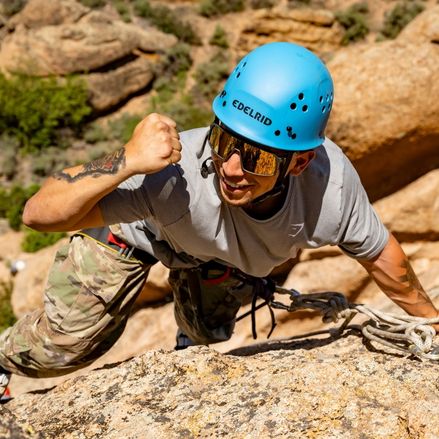 veteran climbing at hartman rocks